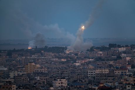 Rat u Izraelu rakete su ispaljene ka Izraelu iz pojasa Gaze