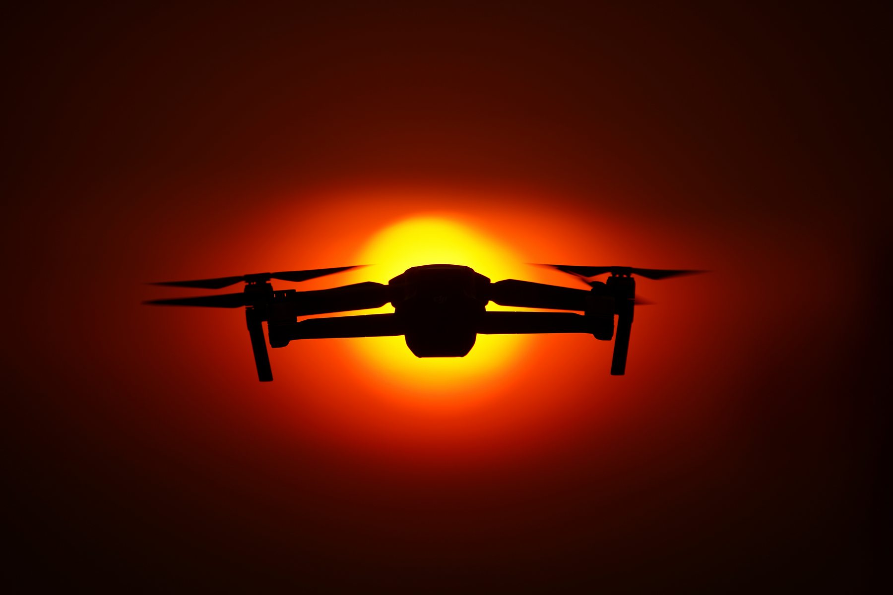 U Srbiji više od 3.000 legalnih operatera dronova: Poštujte pravila i zakone, kazne i do 2.000.000 dinara