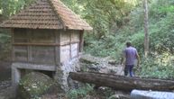 Voda zastrašujuće huči, čuju se i krici: Vodenica Save Savonovića u Zarožju i danas uliva strah meštanima
