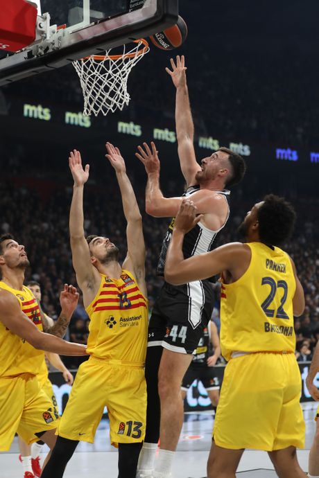 KK Partizan - KK Barselona KK Partizan - KK Barselona