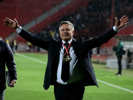 Fudbal kvalifikacije za Evropsko prvenstvo Srbija Crna Gora Dragan Stojković Piksi Fudbal kvalifikacije za Evropsko prvenstvo Srbija Crna Gora Dragan Stojković Piksi