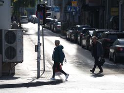 Beograd vremenska prognoza, jesen, jesenje vreme, ulica, šetači