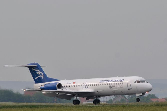 Montenegro Airlines Fokker 100