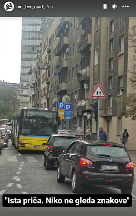 Saobraćajni znakovi Saobraćajni znakovi