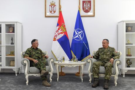 Načelnik Generalštaba Vojske Srbije general Milan Mojsilović primio je danas komandanta Kfora general-majora Ozkana Ulutaša