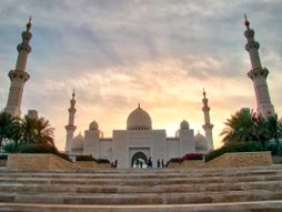 Velika džamija šeika Zajeda, Abu Dabi