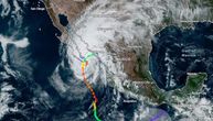Snažan uragan sa Pacifika pogodio ovaj deo Meksika: Udari vetra od 200 km/h nosili sve pred sobom