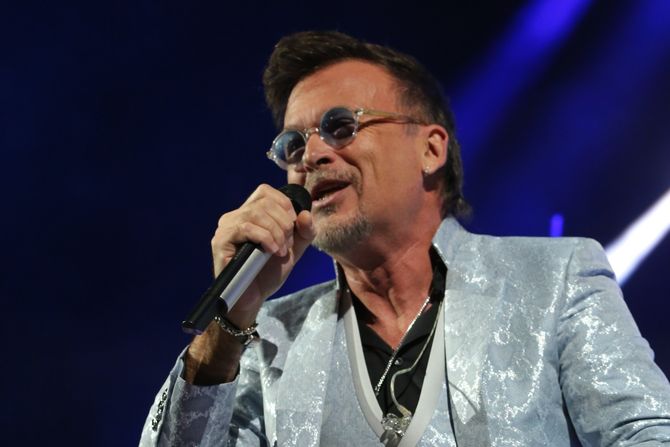Dziboni Điboni Gibonni koncert u Areni Dziboni Điboni Gibonni koncert u Areni