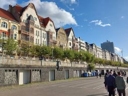 NEMAČKA FRANKFURT PANORAMA CENTAR GRADA