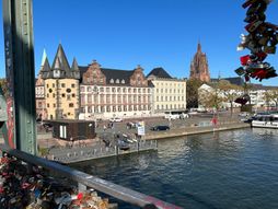 NEMAČKA FRANKFURT PANORAMA CENTAR GRADA