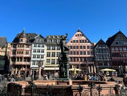 NEMAČKA FRANKFURT PANORAMA CENTAR GRADA