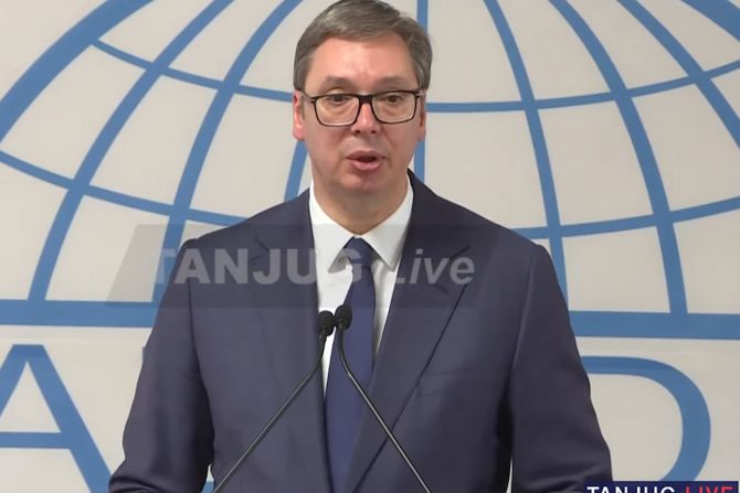 Aleksandar Vučić fabrika Aunde