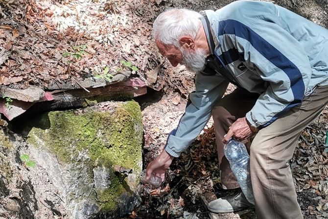 Dubnica, Bogorodičine suze, izvor, Vranje, Bujanovac Dubnica, Bogorodičine suze, izvor, Vranje, Bujanovac