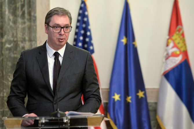 Aleksandar Vučić i  Ričard Grenel, uručenje  Ordena srpske zastave