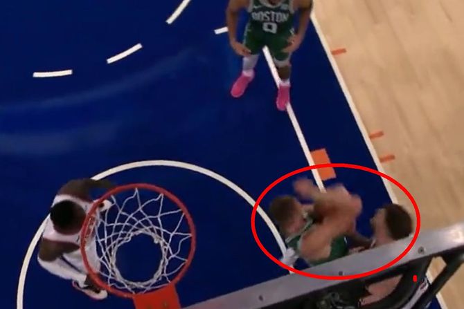Kristaps Porzingis i Ajzea Hartenštajn Kristaps Porzingis i Ajzea Hartenštajn