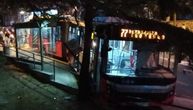 Autobus sleteo na trotoar i zakucao se u znak za autobusko stajalište: Nesreća na liniji 77