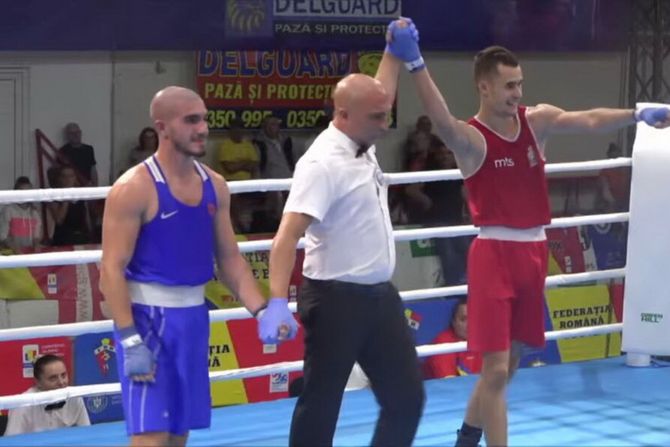 Nikola Cvetković boks pobedio albanca