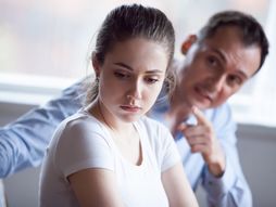 muž i žena, svađa, manipulacija