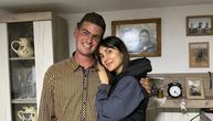 Dragana Mićalović posetila mladog stočara Luku u skromnom domu u Semegnjevu: Fotografije i poruke su dirljive