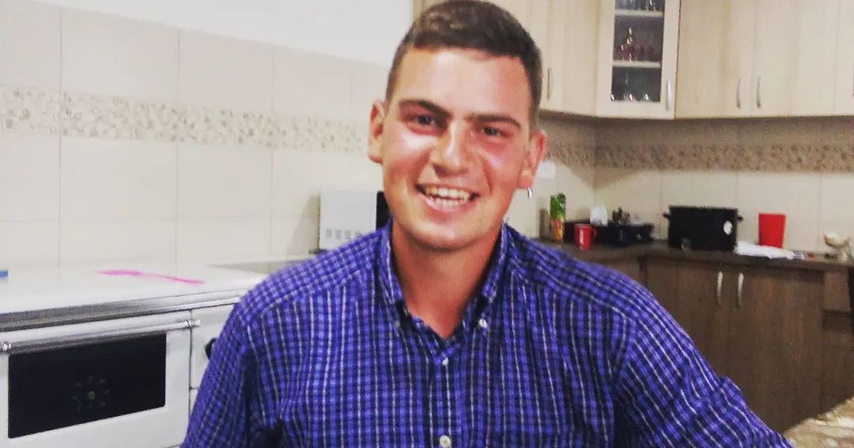 Najpoznatiji srpski seljak pokazao kako je farbao jaja za Uskrs! Njegov potez svi hvale: 