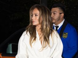 Jennifer Lopez , Dženifer