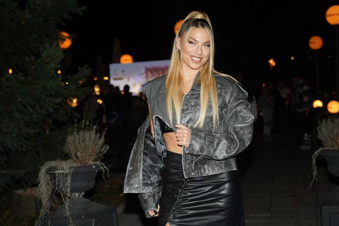 Ksenija Knežević Sanja Vučić promocija Ksenija Knežević Sanja Vučić promocija