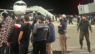 Jezivi snimci sa aerodroma u Dagestanu: Jurili Jevreje po pisti i parkingu i uzvikivali "Alahu Akbar"