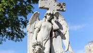 Decenija vođenih tematskih obilazaka Novog groblja - Najvećeg muzeja na otvorenom u Srbiji