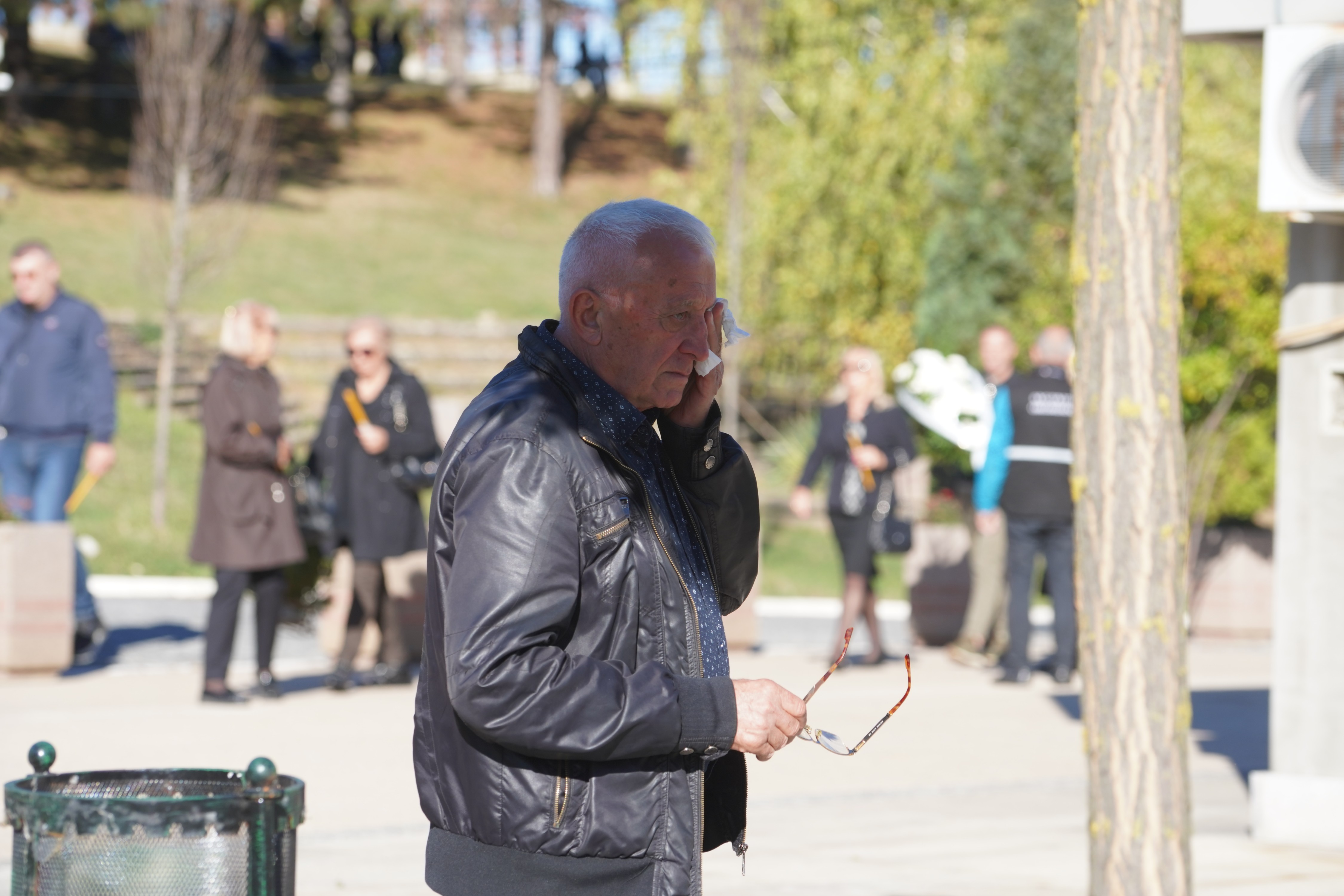 "Invalid je od rođenja, otežano govori" Pevač dobio ćerku sa 19 godina, a o njenoj teškoj borbi jedva priča