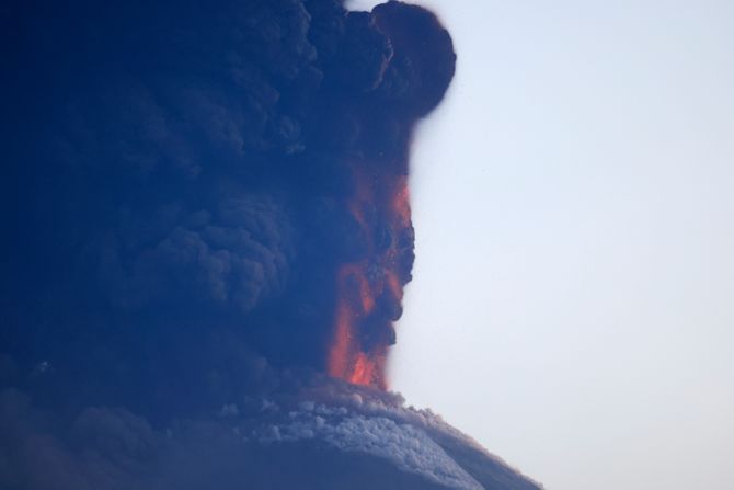 Ključevskaja Sopka vulkan erupcija Kamčatka Rusija