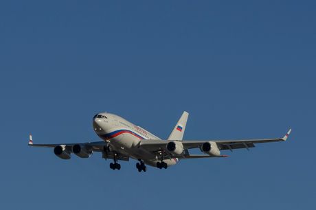 Iljušin IL-96-300 Iljušin IL-96-300