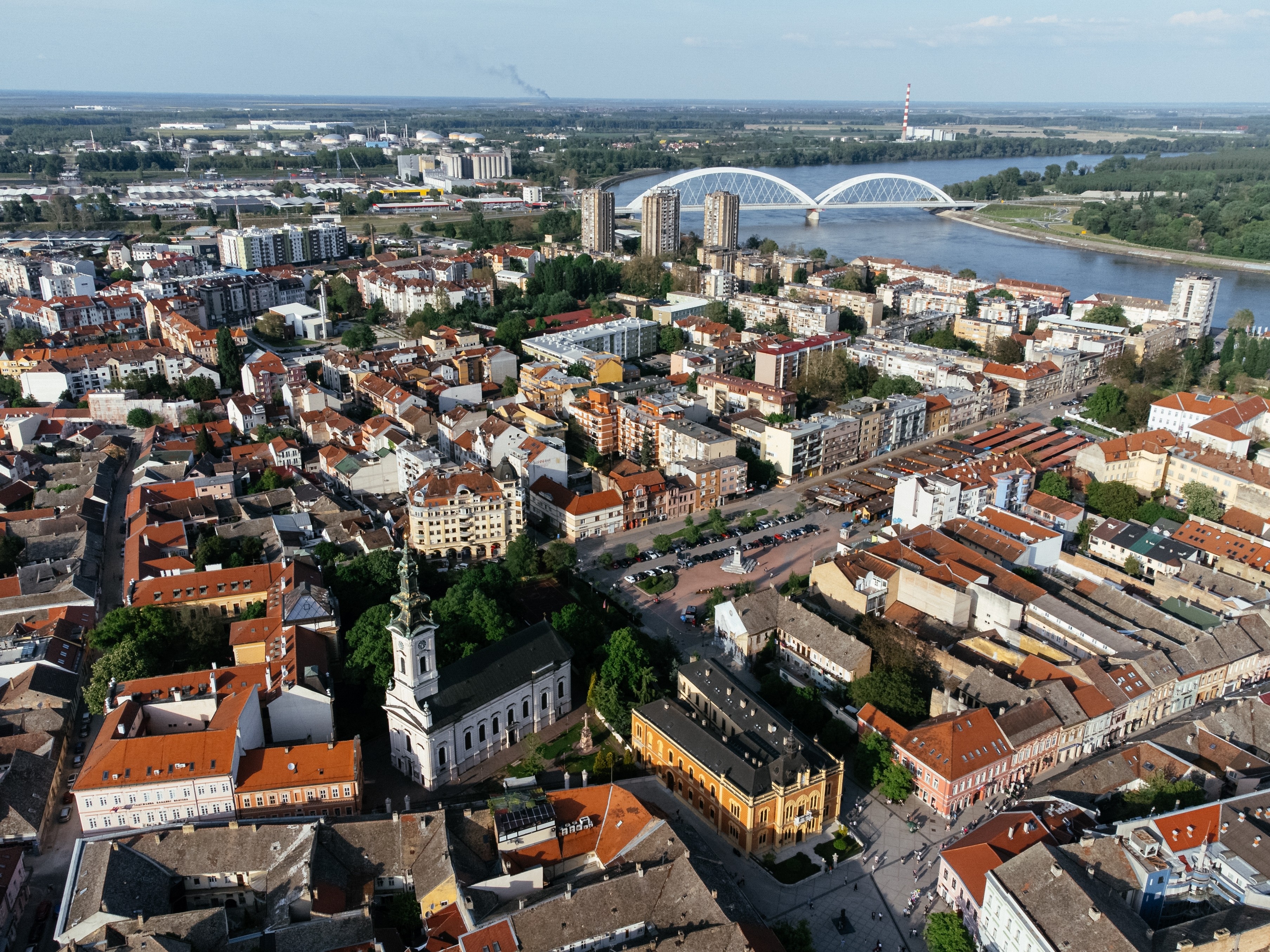 "Napadao komšije i pse" Novosađanka bez obaveštenja stanodavki dovela staforda u stan, a onda IZVUKLA NOVAC