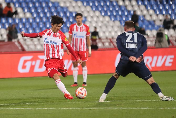 Hvang In Bom, FK Crvena zvezda