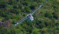 Cessna 208B Caravan zakačila žice, pala i zapalila se: Tek što su iskrcali najbolje đake, avion doživeo udes