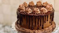 Najsočnija čokoladna torta se pravi ovako: Recept koji svima uspeva i osvaja na prvi zalogaj