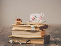 horoskop, zodijak, astrologija, knjige, šolja