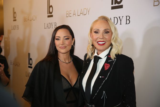 Lady B, Nova kolekcija, Lepa Brena Lady B, Nova kolekcija, Lepa Brena