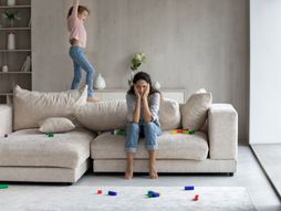 majka, dete, nervozna majka, roditelj