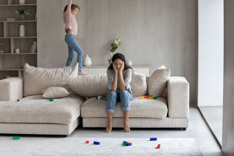 majka, dete, nervozna majka, roditelj majka, dete, nervozna majka, roditelj