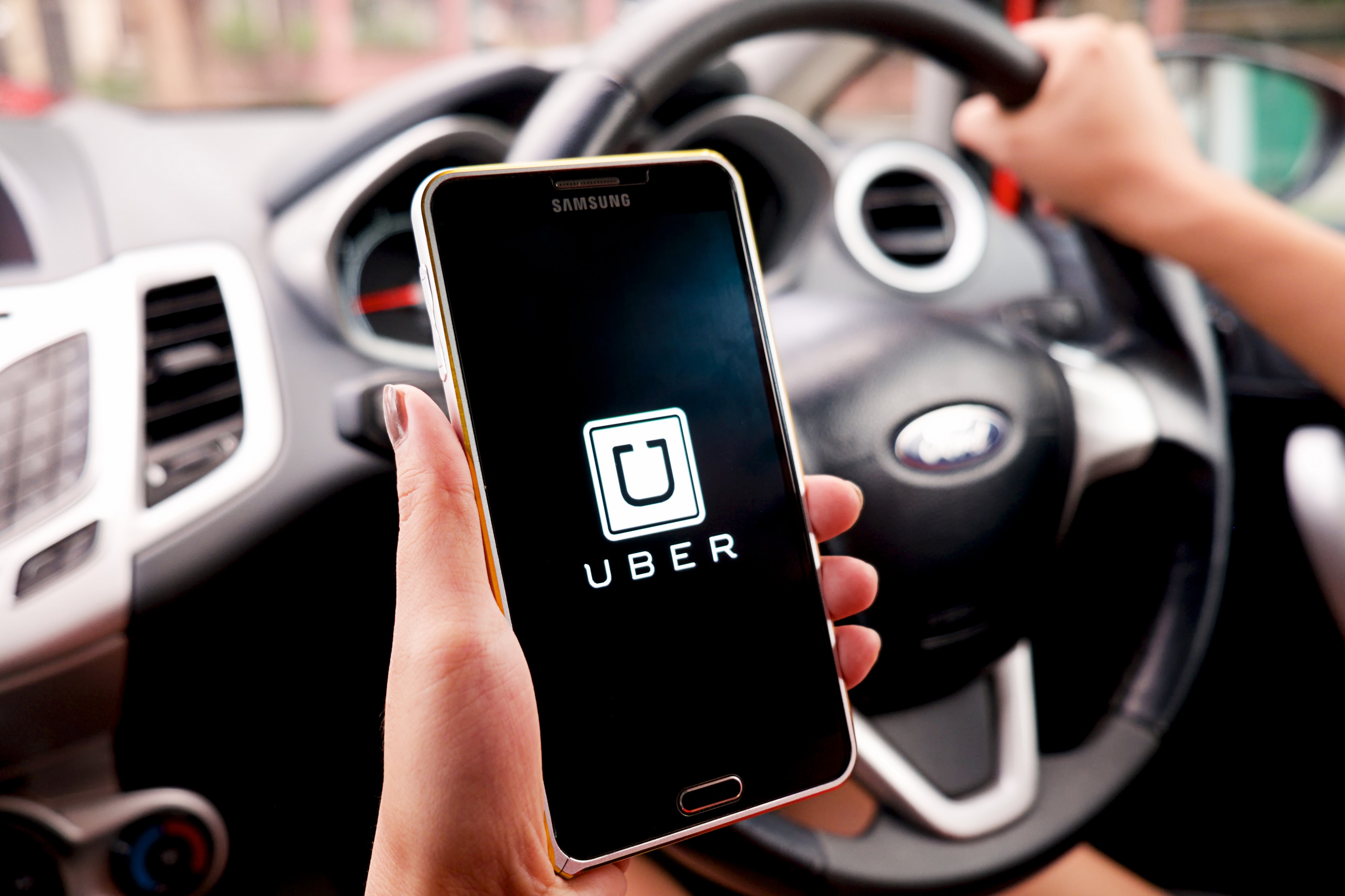 Uber se širi: Ovo su nove usluge koje nudi korisnicima, sve preko jedne aplikacije