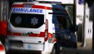 Saobraćajna nezgoda na putu Smederevska Palanka-Mladenovac: Povređene dve osobe, vozilo završilo na krovu