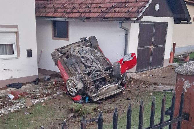 Tuzla saobraćajna nesreća Tuzla saobraćajna nesreća
