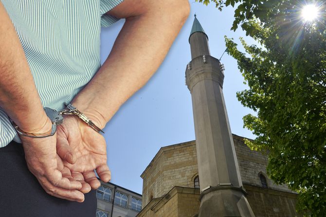 Bajrakli džamija hapšenje lisice starac stariji čovek Bajrakli džamija hapšenje lisice starac stariji čovek