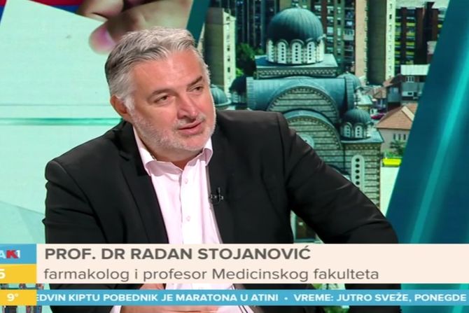 Dr Dragan Stojanović