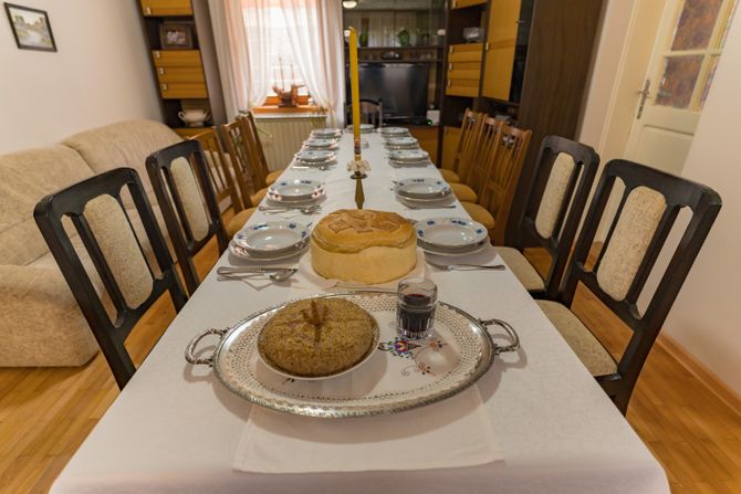 slava, krsna slava, slavski kolač, slavska trpeza slava, krsna slava, slavski kolač, slavska trpeza