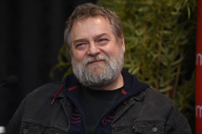 Najavljena druga sezona TV serije "12 reči" na kanalu "Superstar" Najavljena druga sezona TV serije "12 reči" na kanalu "Superstar"