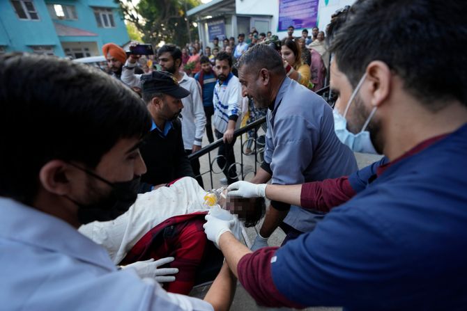 Indija Kashmir autobis nesreća