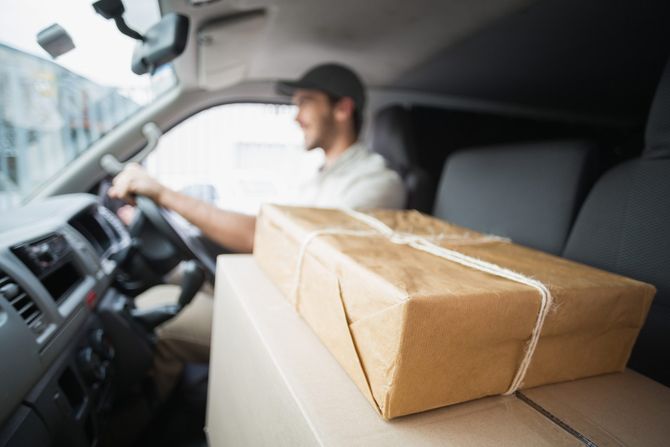 Paket, dostava paketa Paket, dostava paketa