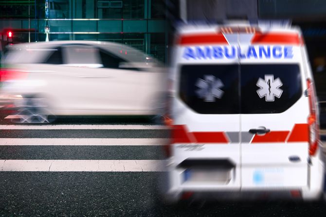 Pešački prelaz auto hitna pomoć Pešački prelaz auto hitna pomoć