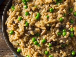 Rizi bizi sa pečurkama